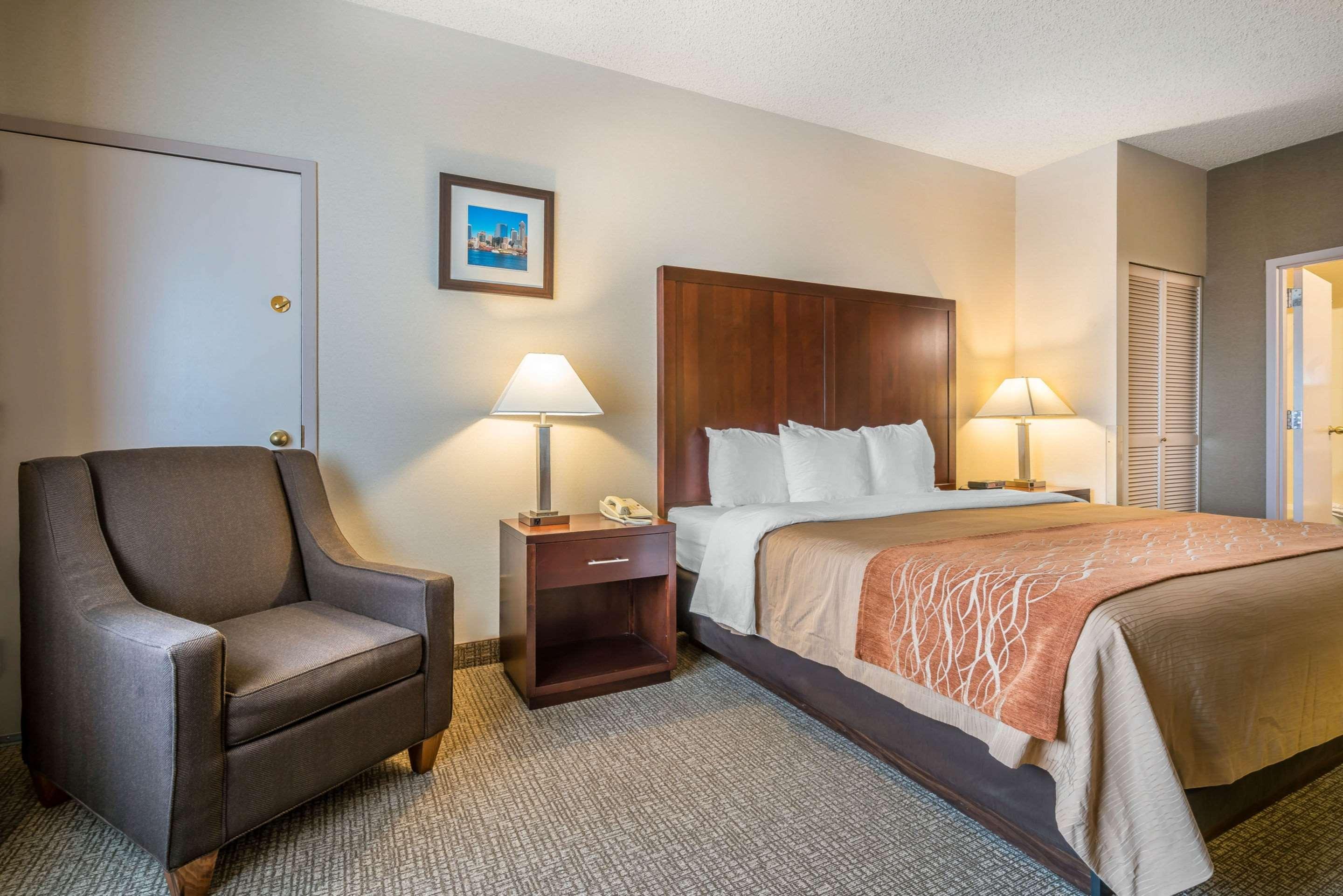 Comfort Inn & Suites Seattle North Esterno foto